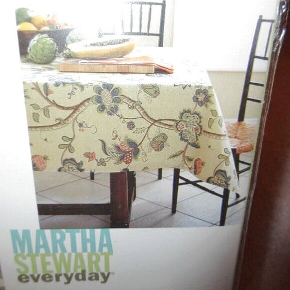 Vtg Martha Stewart Everyday Flowering Vine Oblong Fabric Tablecloth 52 x 70 NEW - Picture 2 of 12